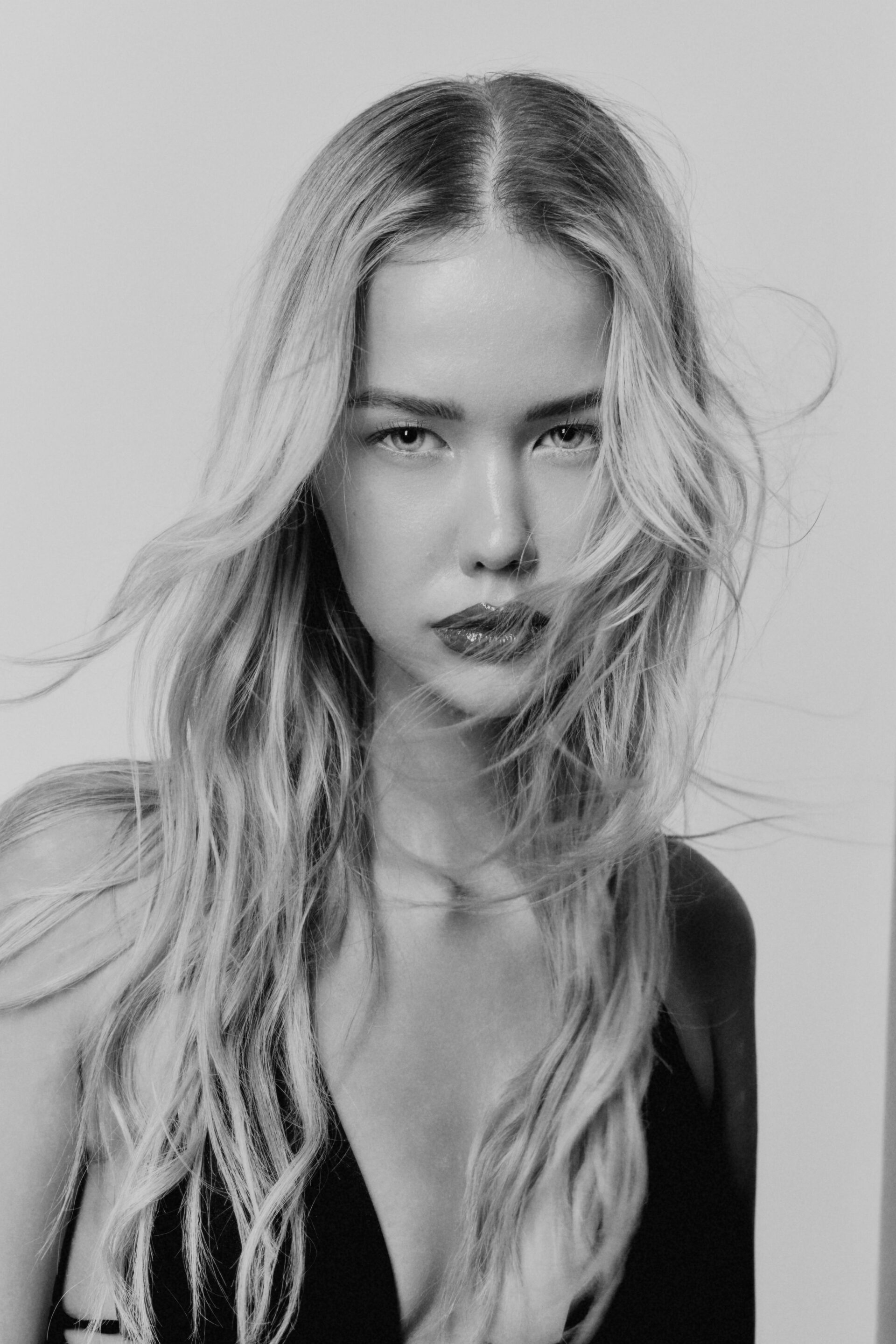 1 heliisa plumberg test ursu row model mgmt srl