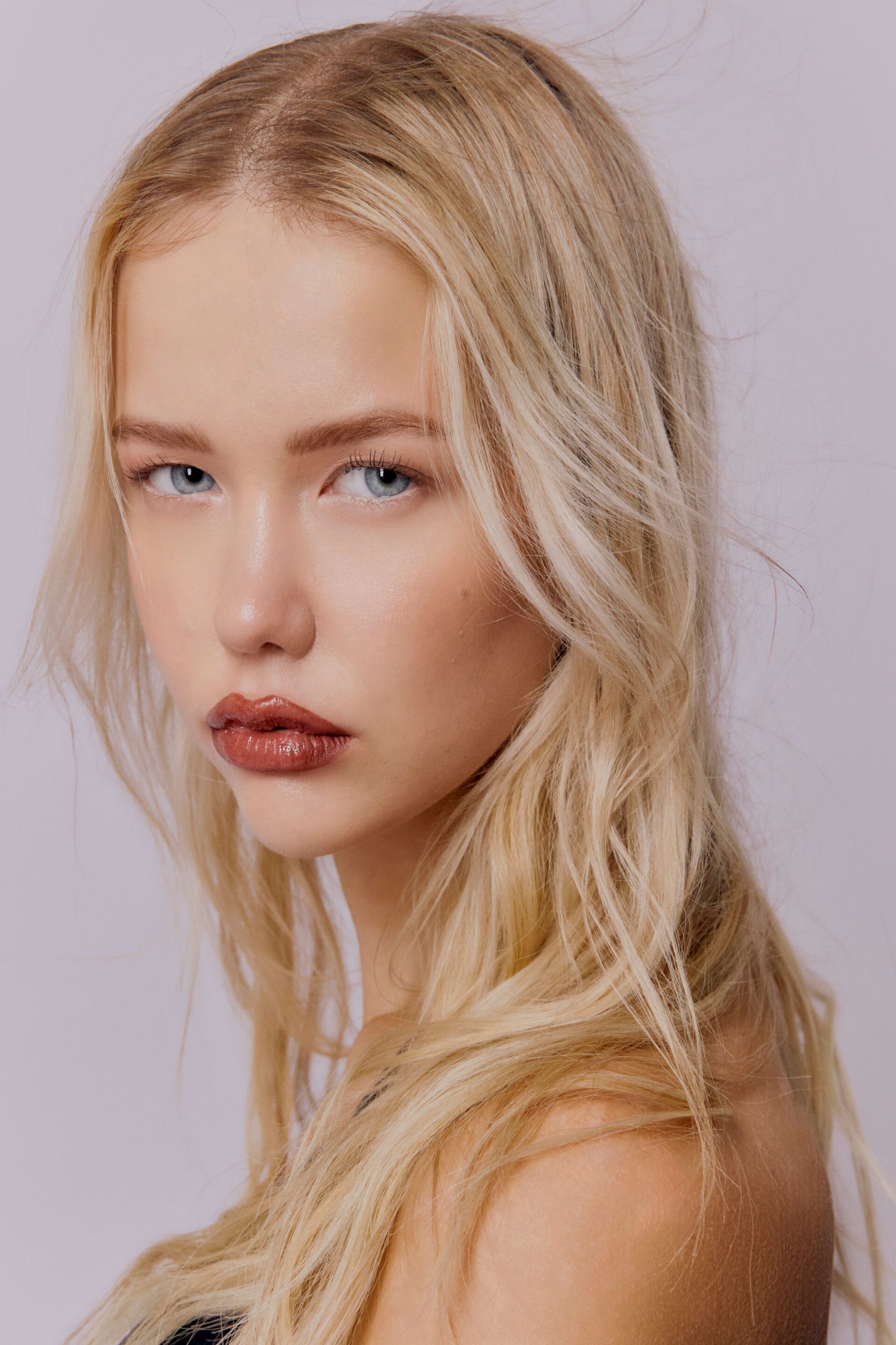3 heliisa plumberg test ursu row model mgmt srl